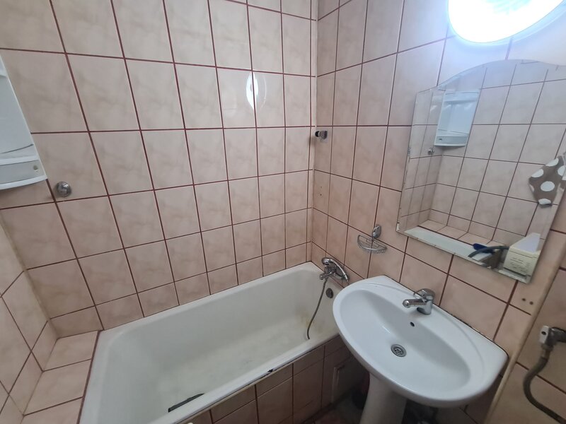 Bd. Timisoara vav Plaza Romania, metrou Lujerului, posibilitate credit.