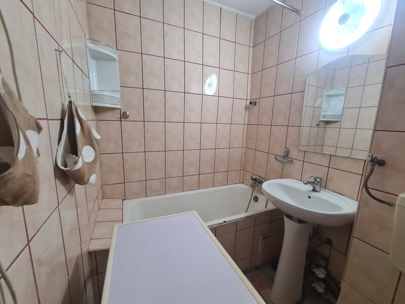 Bd. Timisoara vav Plaza Romania, metrou Lujerului, posibilitate credit.